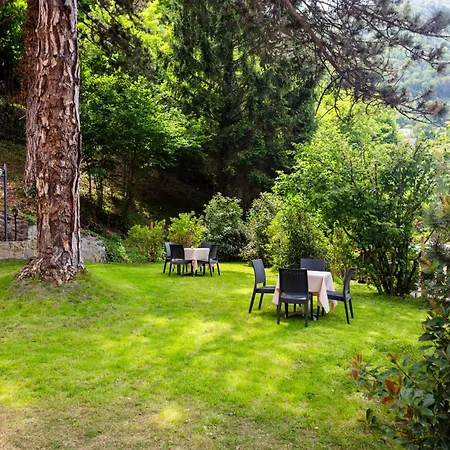 Chalet-hôtel Le Belvédère 3*